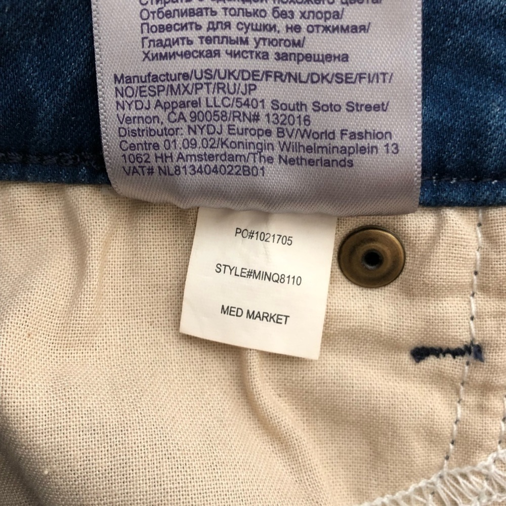 NWT NYDJ Relaxed Straight Piper Capri Crop Jeans - Med Market Medium Wash size 4 - Picture 10 of 13